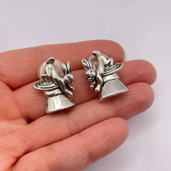 Vintage Rabbit Magic Hat Trick Silver Earrings MJ‎ Costume Jewelry - Picture 9 of 11